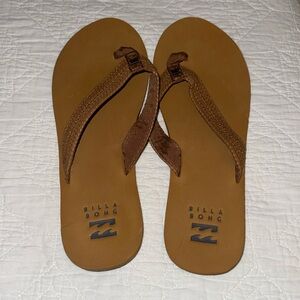 BILLABONG woman size 10 Brown flip flop.
